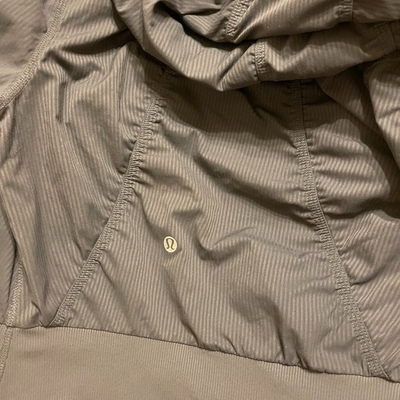 Lululemon Dance Studio Jacket - Picture 14 of 14
